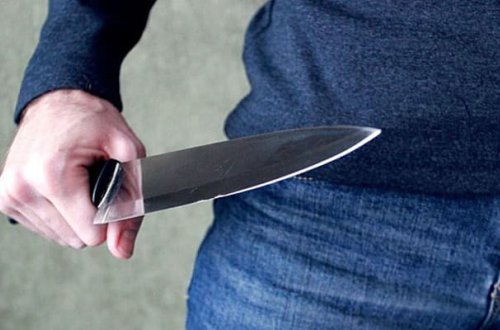 Samuxda qohumlar arasında  dava-ata və iki oğlu bıçaqlandı (ÖZƏL)