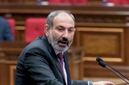 Suren Sarkisyan Paşinyan iqtidarını qorxaqlıqda ittiham etdi