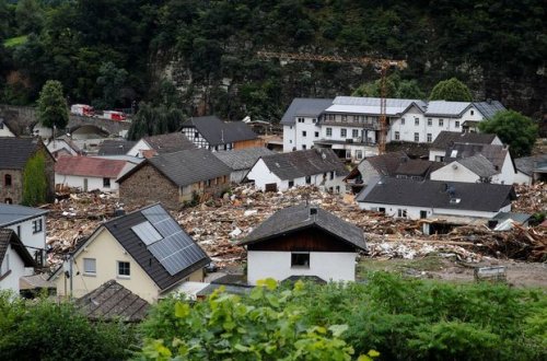 Almaniyada təbii fəlakət qurbanlarının sayı artdı: Mindən çox insan itkin düşüb - FOTO