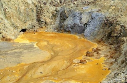 Canada's Jewish News: Азербайджанцы страдают от экологического терроризма Армении