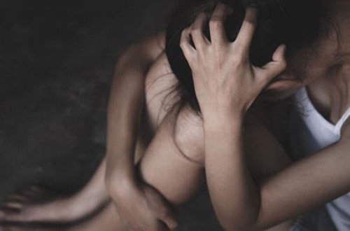 Müğənni konsertdə qızlara təcavüz edirmiş - Sayları 14-ə çatır