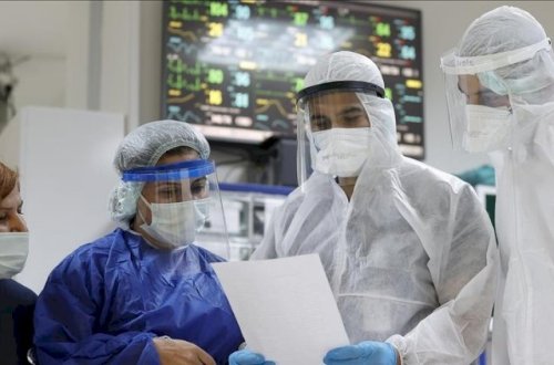 Qonşu ölkədə vəziyyət gərginləşdi - 199 ölüm, 21 885 yoluxma