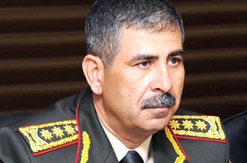 Zakir Həsənov ordumuzun şəxsi heyətini təbrik edib