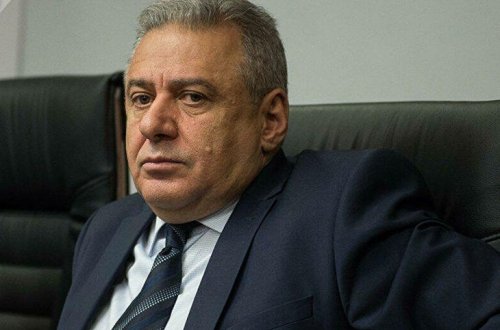 Ermənistanın müdafiə naziri istefa verdi