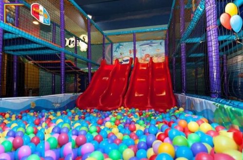 Uşaq əyləncə mərkəzləri və qəlyanxanalar niyə açılmır? - VİDEO