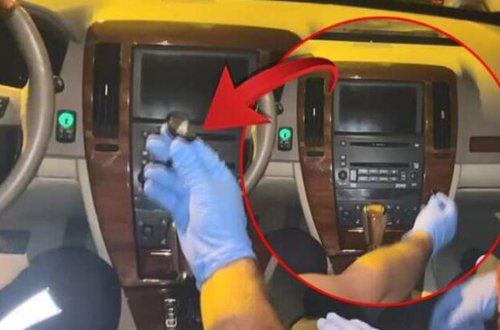 Polis məşhur şəxsin avtomobilinə baxış keçirdi: Elə şey tapdı ki... - VİDEO