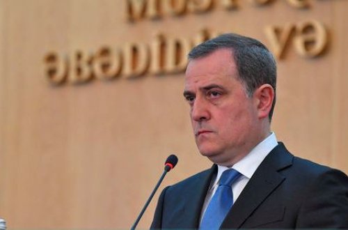 XİN başçısı Fransa Milli Assambleyasının üzvləri ilə görüşüb