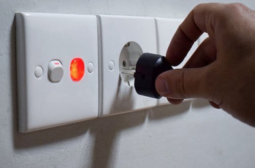 Bakıdan Qazaxa qonaq gedən qadını elektrik cərəyanı vurub