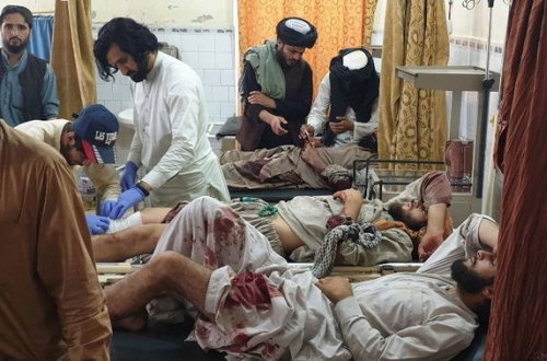 В Афганистане неизвестные убили более ста мирных жителей