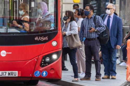 Britaniyada koronavirusun yeni ştammı tapıldı