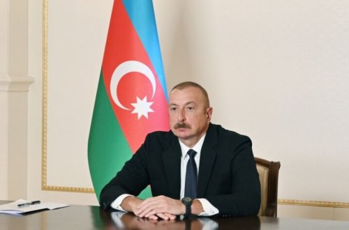 Yüzdən çox jurnalist ölkə başçısına müraciət etdi - SİYAHI