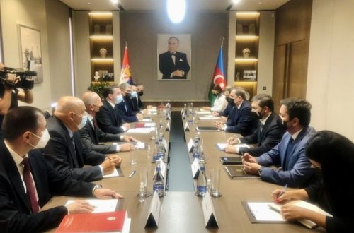 Azərbaycan və Serbiya XİN başçılarının geniş tərkibdə görüşü keçirilir – FOTO