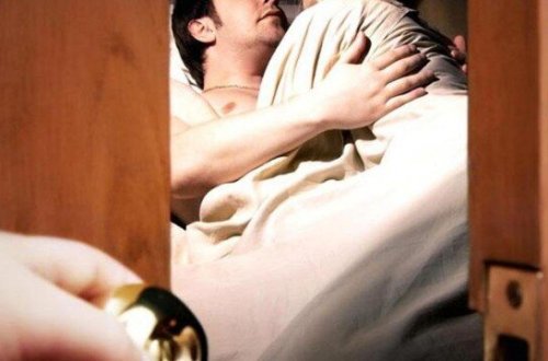 Azərbaycanda dəhşət: Gənc qız sevgilisini yataqda ÖLDÜRDÜ