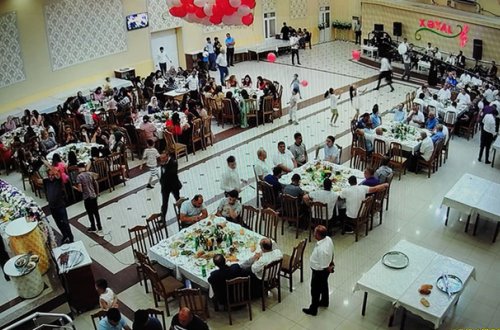 Restoranların 600-dən çox işçisinin tələblərə əməl etmədiyi müəyyən olunub