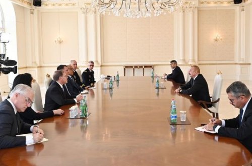 İlham Əliyev ABŞ-ın Oklahoma ştatının nümayəndə heyəti ilə görüşüb - YENİLƏNİB + FOTO