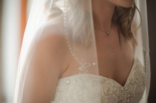 Toy günü biabırçılıq: Gəlin gördüklərindən şoka düşdü - FOTO/VİDEO