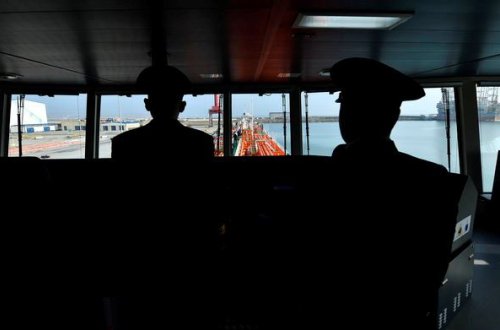 Güclü küləyə görə Xəzərdə bütün gəmilərin hərəkəti dayandırılıb - VİDEO