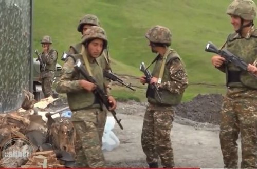 “Caliber”: Erməni siyasətçilər öz müdafiə idarələrinin itkilər barədə məlumatlarına inanmır – VİDEO