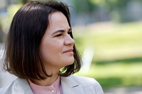 Bayden Tixanovskaya ilə görüşdü