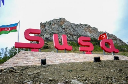 Parlament sədrlərinin Şuşaya səfəri başladı