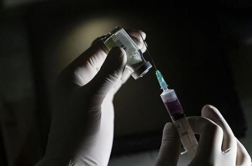 Dünya əhalisinə dörd milyard dozadan çox koronavirus peyvəndi vurulub