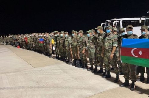 Yanğınsöndürənlərimiz Türkiyəyə çatdı - FOTO