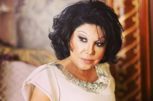 Flora Kərimova təltif edilməsindən danışdı: “Ali Baş Komandan mənə əsgər kimi baxdı...” - VİDEO