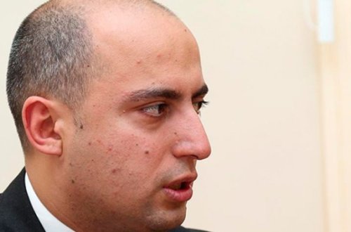 Emin Əmrullayevin imtahan işgəncəsi müəllimləri qiyama qaldırdı – Video/Fakt