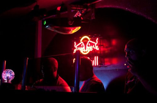 Bakının iki məşhur gecə klubunun rəhbərləri həbs olundu (FOTOLAR)