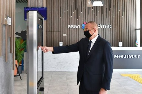 İlham Əliyev 6 saylı Bakı “ASAN xidmət” mərkəzinin açılışında iştirak edib - FOTO