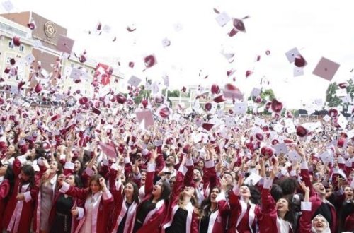 Azərbaycanlı gənclər üçün böyük fürsət: İstanbulun mərkəzində bir dünya universiteti-VİDEO