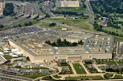 Pentaqon mühasirəyə alındı: Yaralılar var – VİDEO