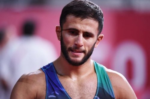 Rafiq Hüseynov Olimpiya kəndində alqışlarla qarşılanıb – VİDEO