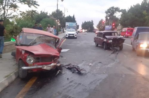 Şamaxıda 2 avtomobil toqquşub, yaralılar var