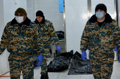 Azərbaycan 3 erməninin meyitini təhvil verdi