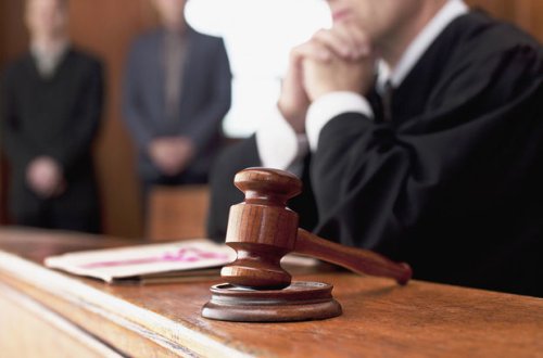 Sabirabadda tanışını öldürməyə cəhd edən şəxslər məhkəmə qarşısına çıxarılacaq