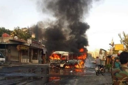 Suriyada hərbçilərlə dolu avtobus partlayıb - VİDEO