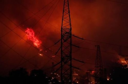 İstilik Elektrik Stansiyasının ərazisinə keçən yanğına görə sakinlər təxliyyə edilir - YENİLƏNİB - FOTO/VİDEO
