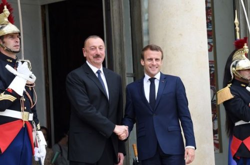 İlham Əliyev və Emmanuel Makron Ermənistan-Azərbaycan sərhədindəki vəziyyəti müzakirə ediblər - YENİLƏNİB