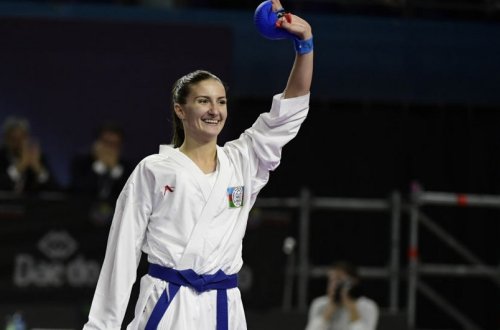 Токио-2020: Азербайджанская каратистка начала выступление с победы