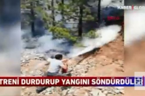 Türkiyədə maşinistlər qatarı saxlayıb yanğını söndürməyə başladılar – VİDEO