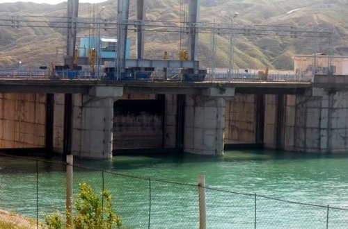 Mingəçevir su anbarında köməksiz qalanlar xilas edildi