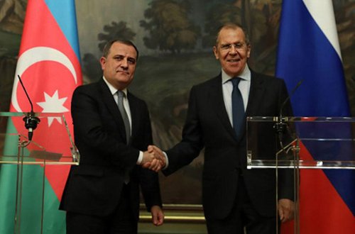 Ceyhun Bayramov Sergey Lavrovla danışdı