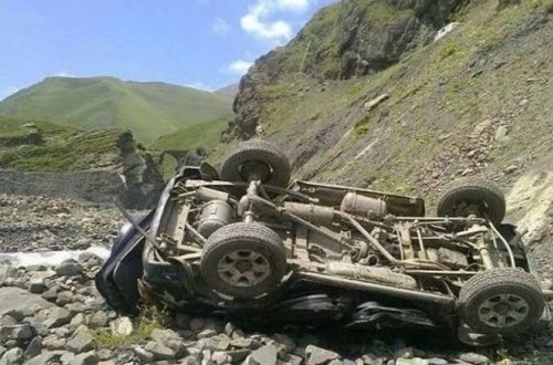 Gədəbəy rayonunda avtomobil dərəyə aşdı, yaralılar var (ÖZƏL)- YENİLƏNİB