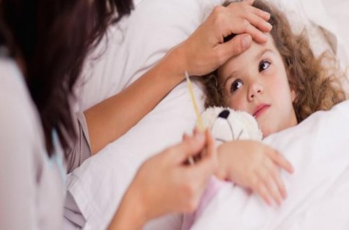 Səhiyyə Nazirliyi uşaqlar arasında virus xəstəliyinin geniş yayılması barədə məlumatlara münasibət bildirib