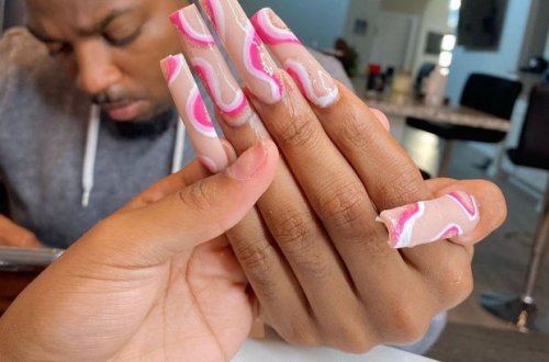 Kişinin anlayışlı davranışı həyat yoldaşını məşhurlaşdırdı - FOTO/VİDEO