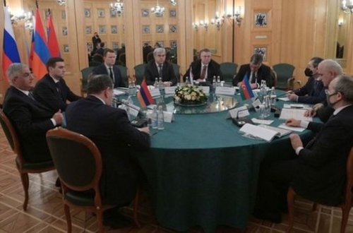  Paşinyanın müavini: “Üçtərəfli komissiya işini bərpa edəcək”