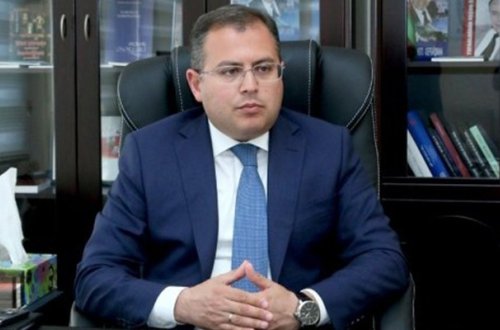 Səbail İcra Hakimiyyəti səkiləri restoranlara neçəyə satır? – Foto