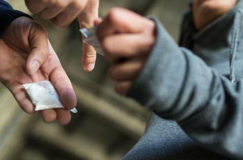 Xırdalanda küçədə oynayan uşaqlara narkotik təklif edildi, DİN hərəkətə keçdi - FOTO