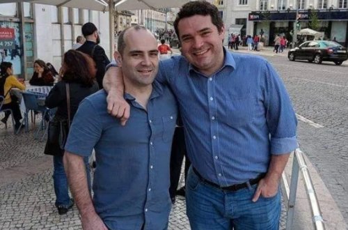 Peyvəndin əleyhinə olan ailənin bütün üzvləri koronavirusdan öldü